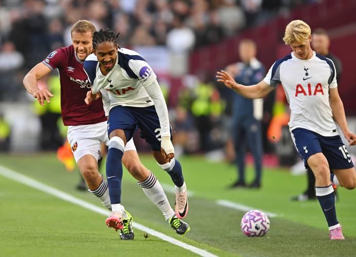 三分像打开外挂一样