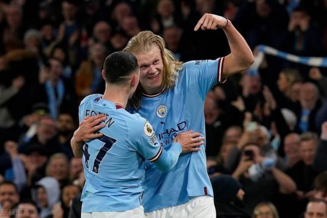 篮球勇士球星单场命中三分刷新纪录