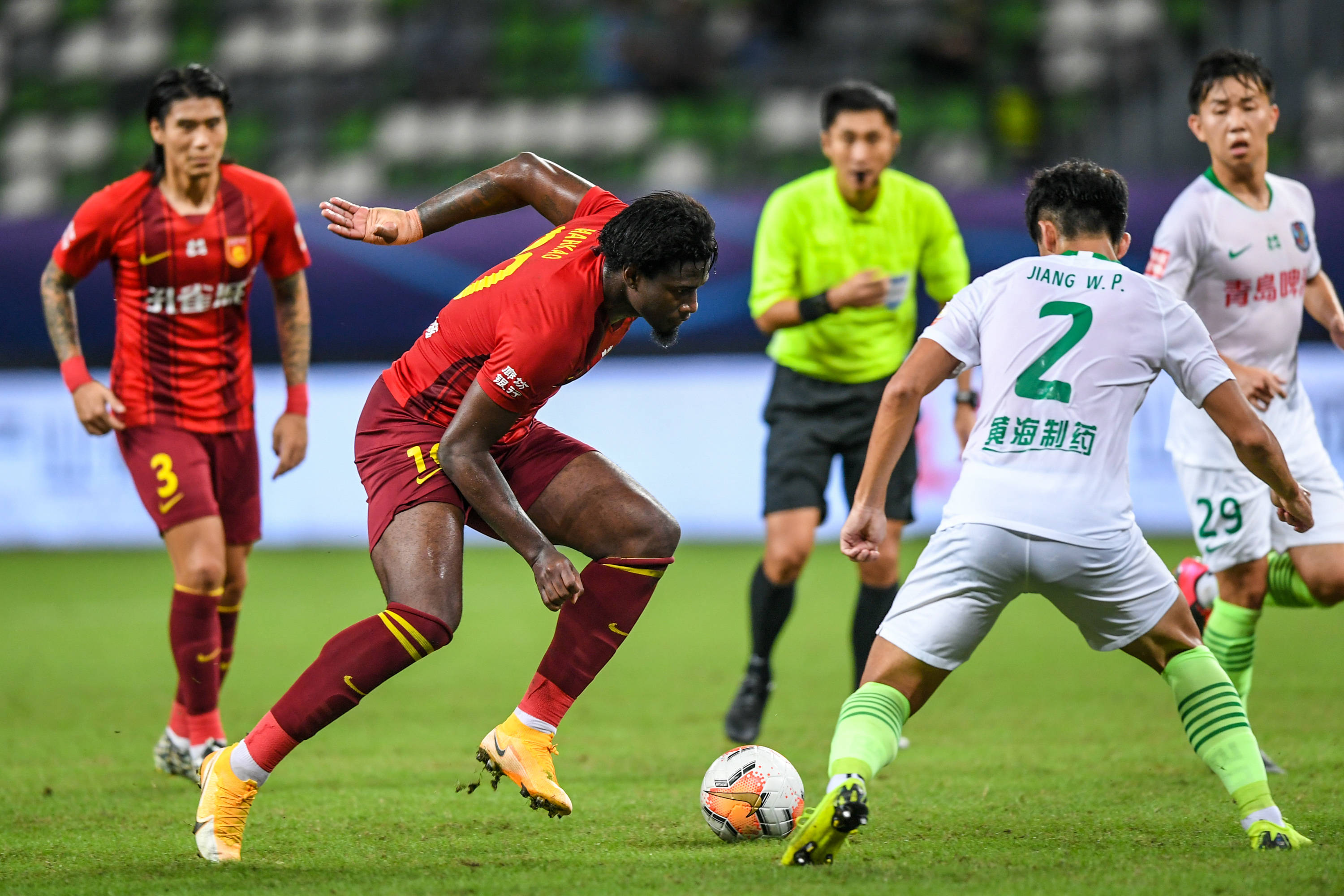 解析费城费城人主场对客队的嘘声战术